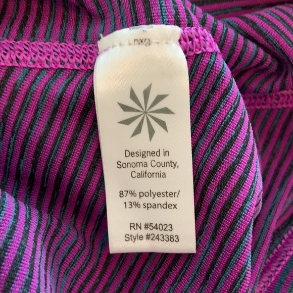 Athleta workout top - Picture 6 of 7